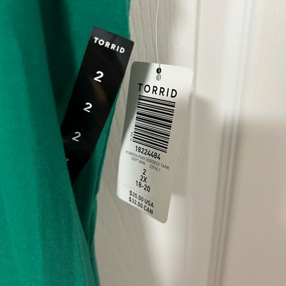 Torrid Tank - Picture 4 of 4